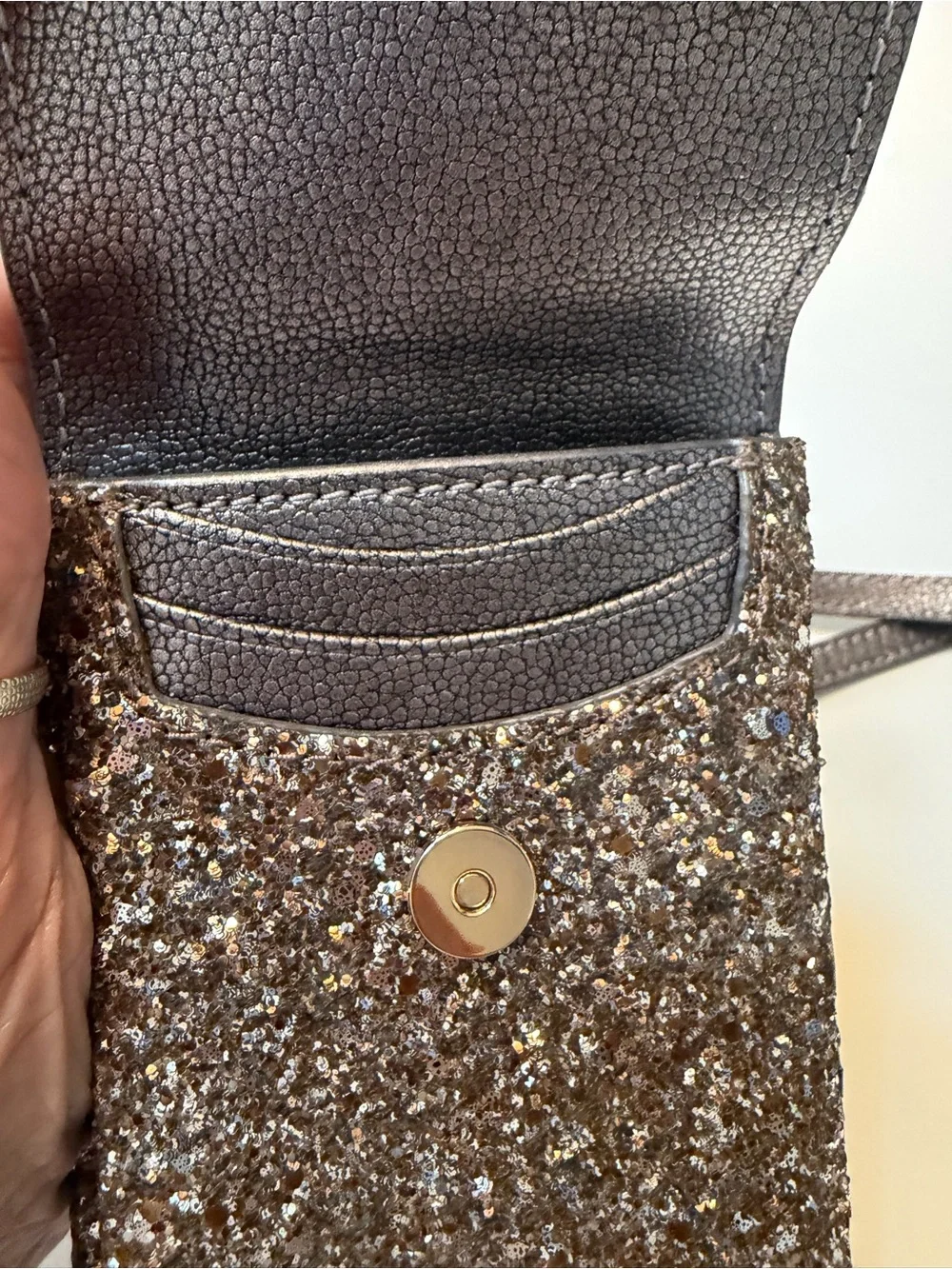 #792 kate spade Metallic Charcoal Pebbled Leather Phone Pouch with Glitter Trim